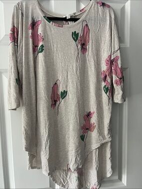 Anthropologie - High-Low Tunic Top with Pink & Green Flora lAccents